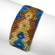 Shipibo bracelet in gold and blue